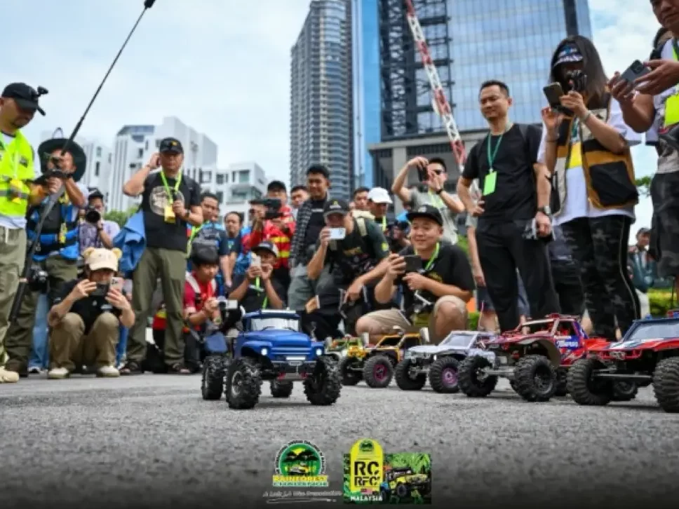 BRX01 AWB Linked 22RCRFC Malaysia22 Custom Crawler Kit10